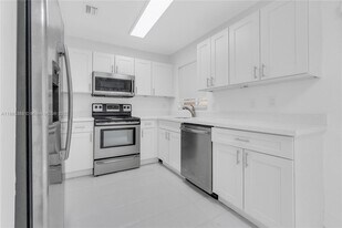 1428 NE 2nd Ave in Fort Lauderdale, FL - Building Photo