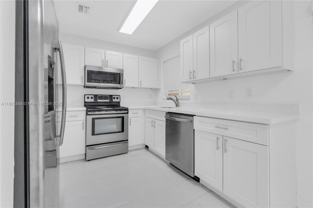 1428 NE 2nd Ave in Fort Lauderdale, FL - Foto de edificio