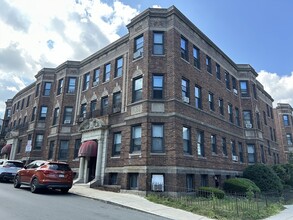 39 Glenville Ave, Unit 3 in Boston, MA - Foto de edificio - Building Photo