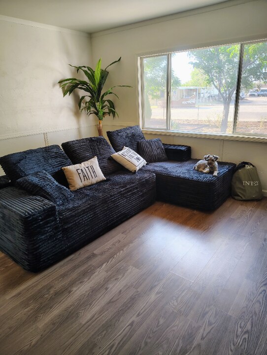 3560 E John L Ave in Kingman, AZ - Building Photo