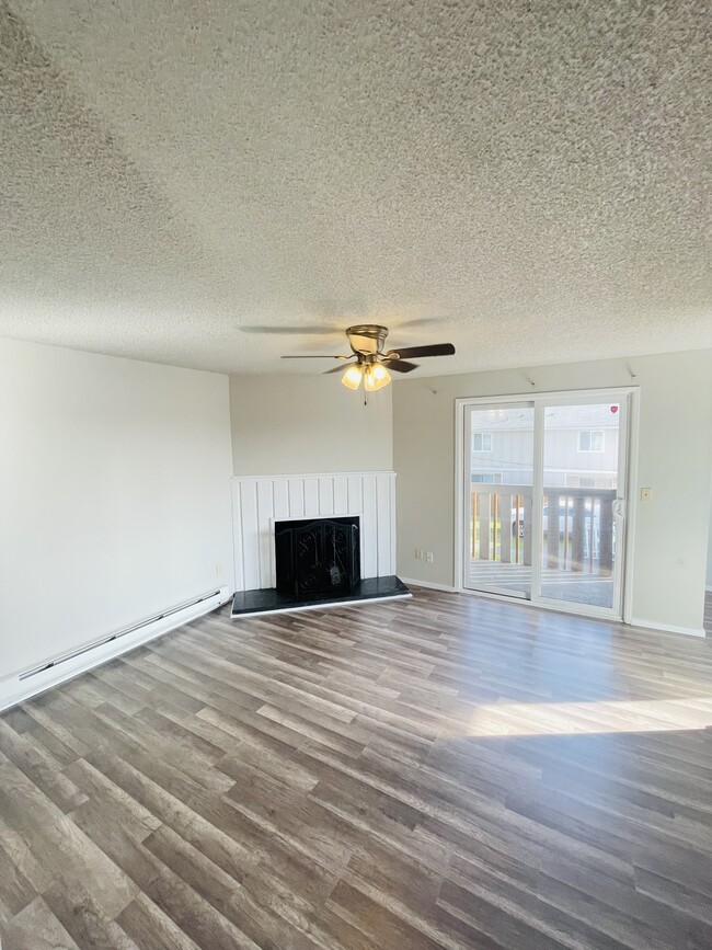 4515 s Puget sound ave, Unit 3 in Tacoma, WA - Foto de edificio - Building Photo