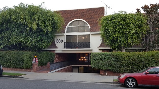 property at 1830 Kelton Ave