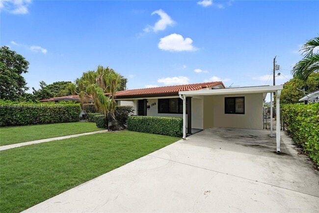 168 SE 9th Ct in Hialeah, FL - Building Photo - Building Photo