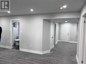33 Provost Trail in Brampton, ON - Building Photo - Building Photo
