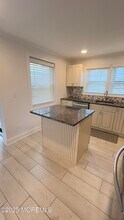 77 Locust Ave in West Long Branch, NJ - Building Photo - Building Photo