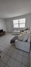 664 W 29th St in Hialeah, FL - Building Photo - Building Photo