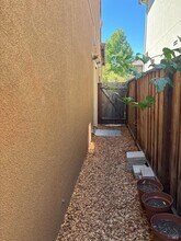 5558 Kennedy Pl in Cotati, CA - Building Photo - Building Photo