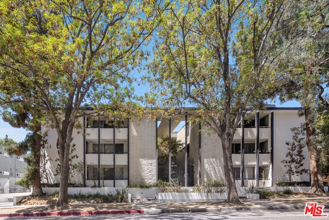 property at 211 S Wilson Ave