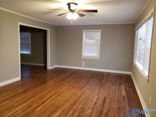 300 Beirne Ave NE in Huntsville, AL - Building Photo - Building Photo