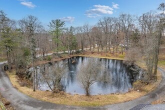 82 Shingle House Rd in Millwood, NY - Building Photo - Building Photo