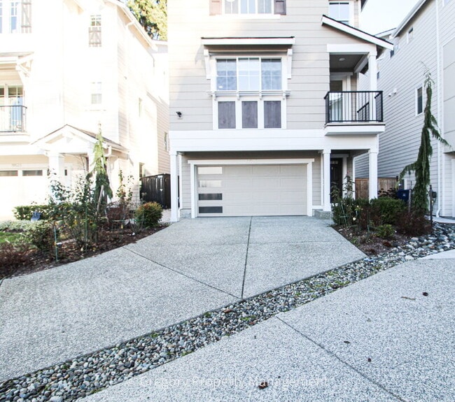 19525 3rd Dr SE in Bothell, WA - Building Photo - Building Photo