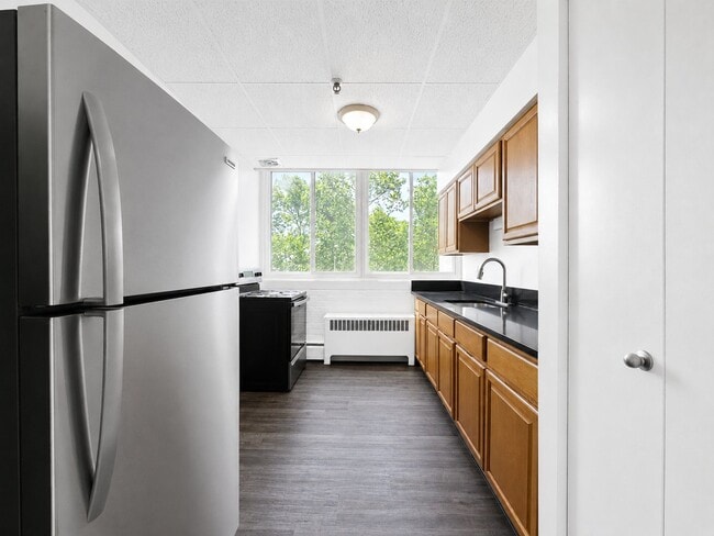 71 Catlin St, Unit 35