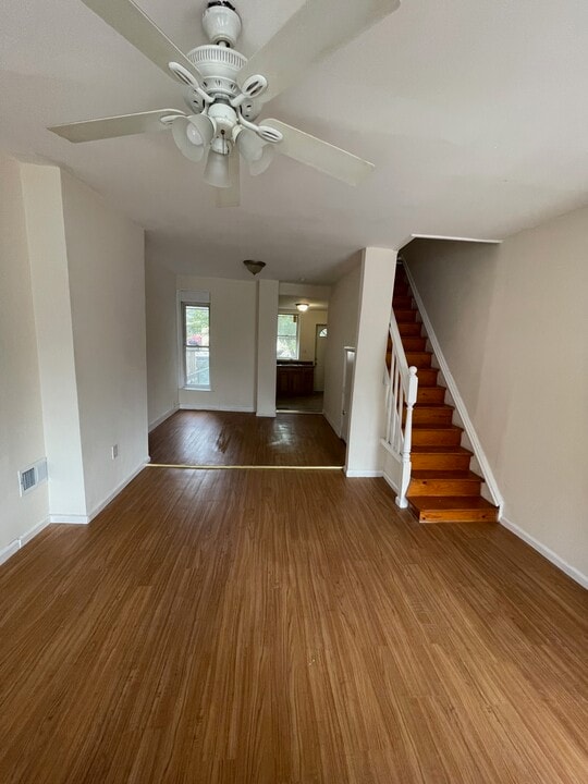237 W Clarkson Ave in Philadelphia, PA - Building Photo