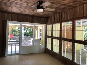 1375 26th Ave in Vero Beach, FL - Building Photo - Building Photo
