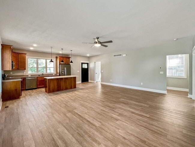 3018 Woodland St in Ames, IA - Building Photo - Building Photo