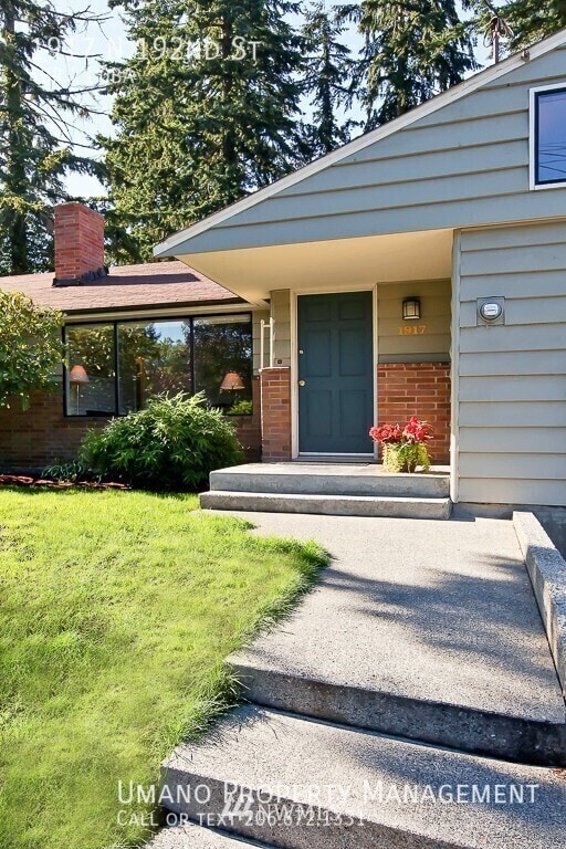 property at 1917 N 192nd St