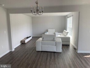 1771 Bradley Dr in Harrisburg, PA - Foto de edificio - Building Photo