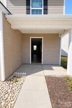 1408 Nia Rd in Charlotte, NC - Foto de edificio - Building Photo