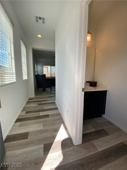 10718 Casco Bay St in Las Vegas, NV - Building Photo