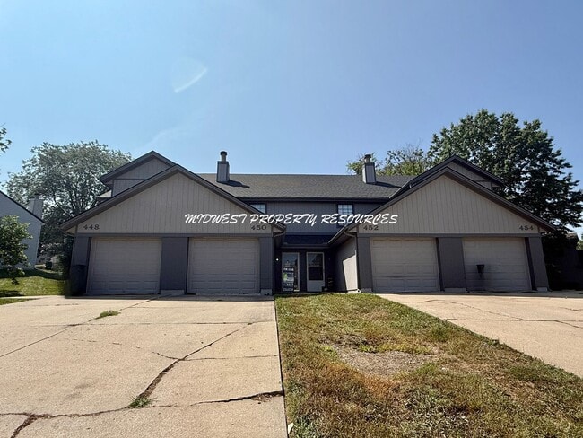 property at 450 NE Churchill St