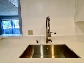 6400 Kraft Ave in Los Angeles, CA - Building Photo - Building Photo
