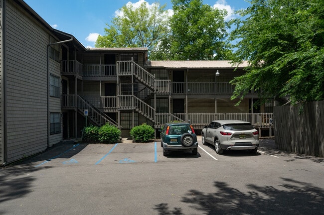 The Ashton in Birmingham, AL - Foto de edificio - Building Photo