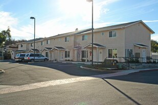 2825A Linden Ave in Redding, CA - Building Photo