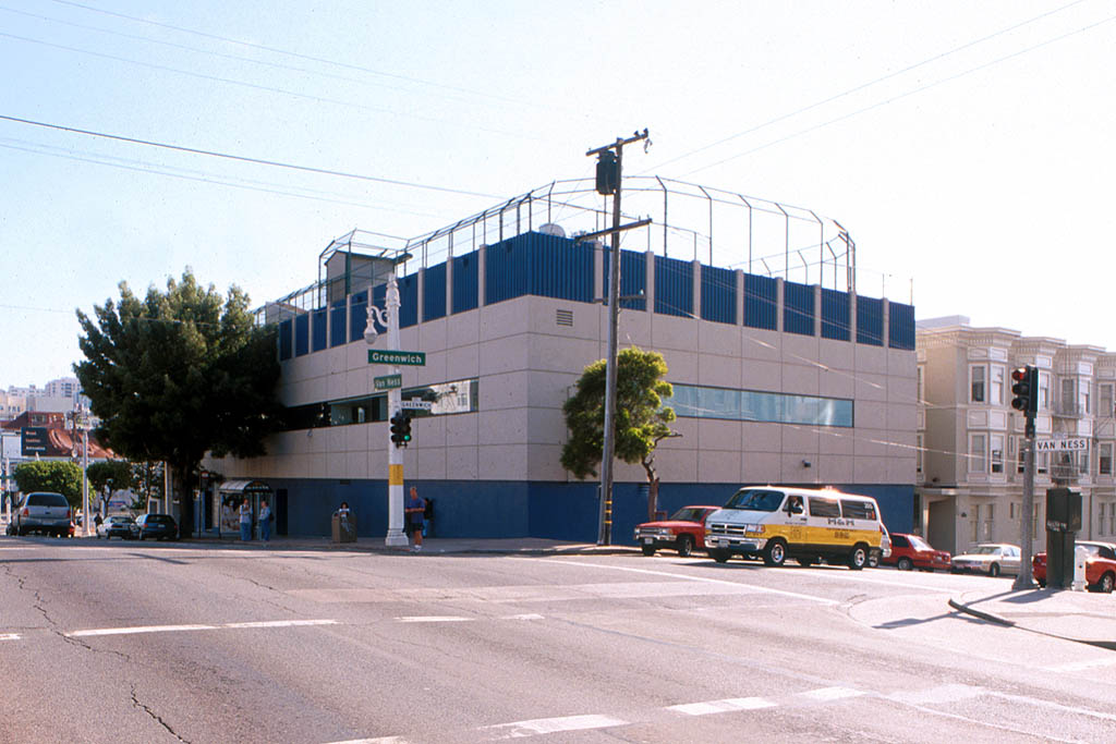 The Greenwich in San Francisco, CA - Building Photo