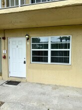 301 W Ocean Ave in Lantana, FL - Building Photo - Building Photo