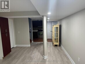 96 Boxwood Crescent in Markham, ON - Building Photo - Building Photo