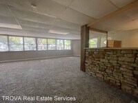 1304 E 30th St photo'