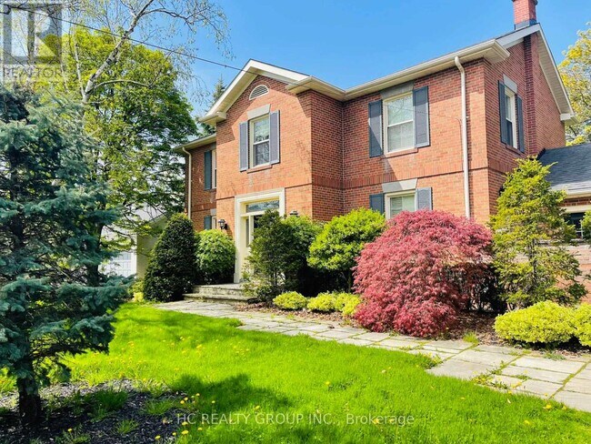 41 Wilket Rd in Toronto, ON - Building Photo - Building Photo