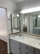 1586 E Ventnor Ave in Holladay, UT - Building Photo - Building Photo