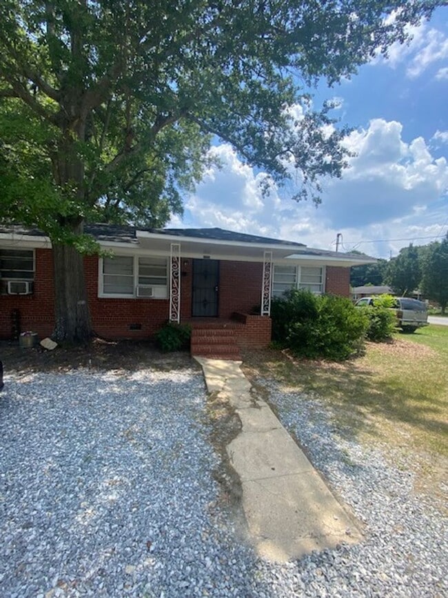 1056 Rigdon Rd
