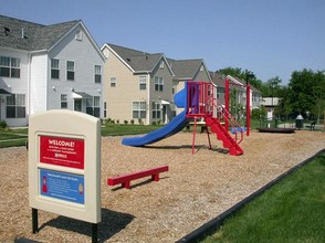 Parsons Place Apartments in East St. Louis, IL - Building Photo - Building Photo