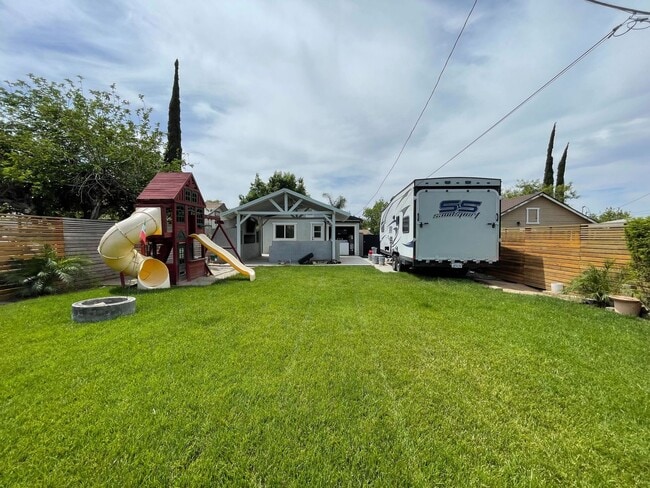 4460 Forest St in Riverside, CA - Building Photo - Building Photo