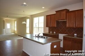 7934 Radiant Star in San Antonio, TX - Building Photo - Building Photo