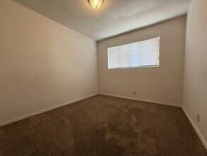 507 Tyler St in Taft, CA - Building Photo - Building Photo
