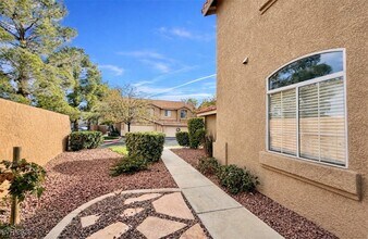 1802 Ellisworth Pl in Henderson, NV - Building Photo - Building Photo