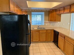 2194 Oak Grove Dr in Clearwater, FL - Foto de edificio - Building Photo