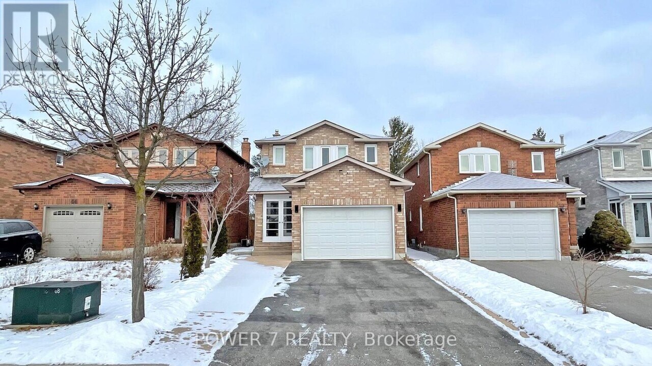 46 Bayel Crescent in Richmond Hill, ON - Building Photo