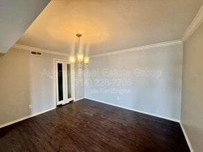 974 Claytonbrook Dr in Ballwin, MO - Building Photo - Building Photo