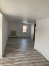 50 Chamberlain St, Unit 3rd Floor in Wilkes-Barre, PA - Building Photo - Building Photo