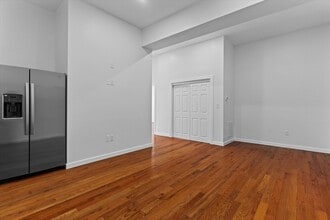 280 Essex St in Lawrence, MA - Building Photo - Building Photo