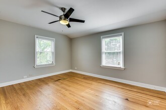 Carmen-Parkside Townhomes in Chicago, IL - Building Photo - Interior Photo