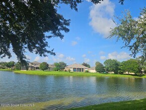 2074 Botanica Cir in West Melbourne, FL - Building Photo - Building Photo