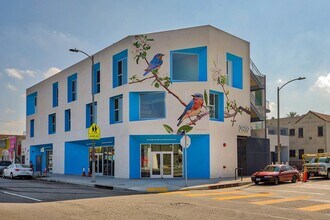 Catalina West Adams in Los Angeles, CA - Building Photo - Building Photo