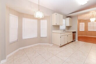 4851 Mill Run Dr in New Port Richey, FL - Building Photo - Building Photo