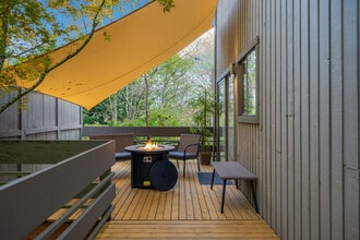 5504 NE 190th St, Unit SI ID1035870P in Kenmore, WA - Foto de edificio - Building Photo