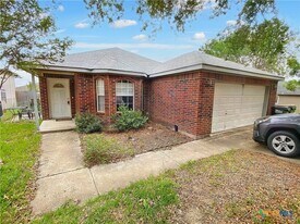 1149 Mira Loma Ln in San Marcos, TX - Building Photo